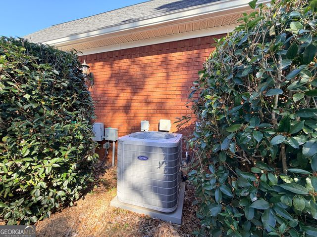 384 Lakemere Lane NW, Milledgeville, GA 31061