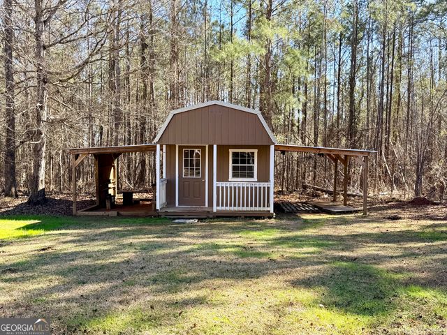 384 Lakemere Lane NW, Milledgeville, GA 31061