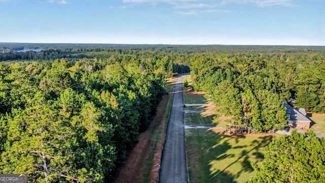 384 Lakemere Lane NW, Milledgeville, GA 31061