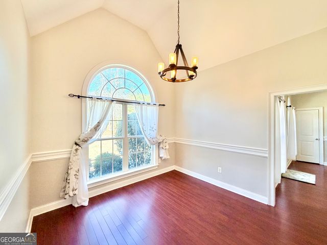 384 Lakemere Lane NW, Milledgeville, GA 31061