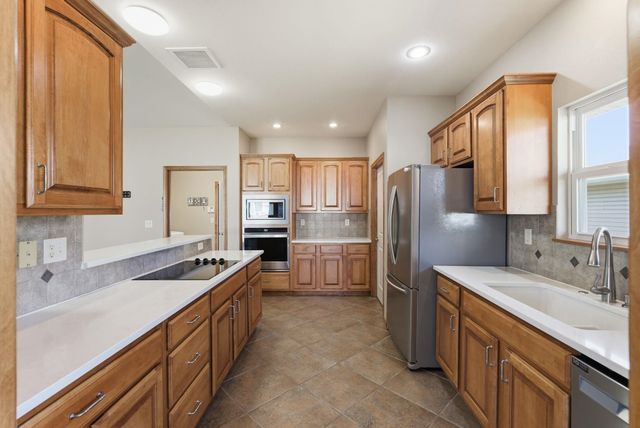 880 Par Dr., El Dorado, KS 67042