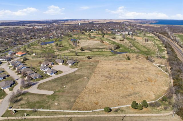 880 Par Dr., El Dorado, KS 67042