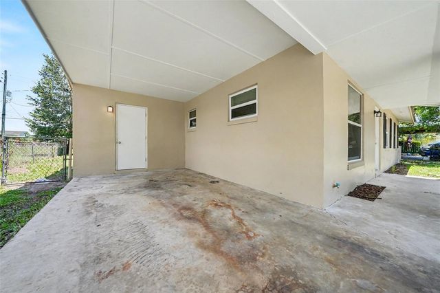 1895 S IVEY LANE, Orlando, FL 32811