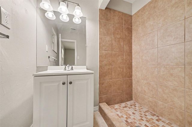 1895 S IVEY LANE, Orlando, FL 32811