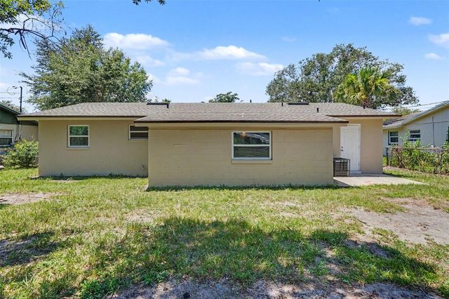 1895 S IVEY LANE, Orlando, FL 32811