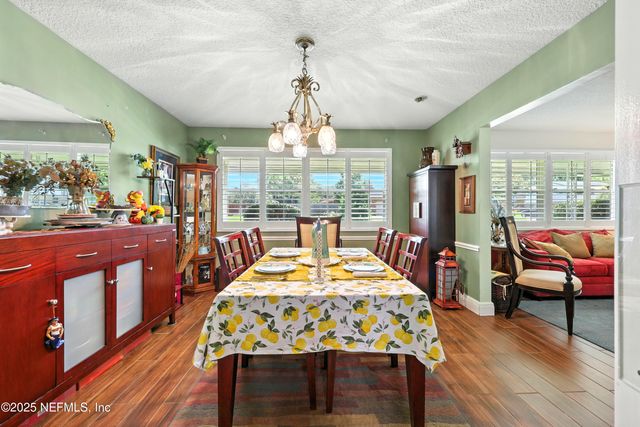 6812 CABALLERO Drive, Jacksonville, FL 32217