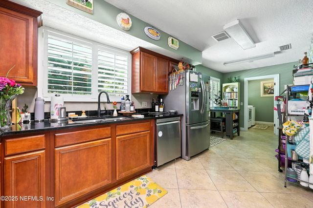 6812 CABALLERO Drive, Jacksonville, FL 32217