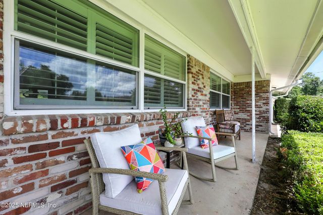 6812 CABALLERO Drive, Jacksonville, FL 32217