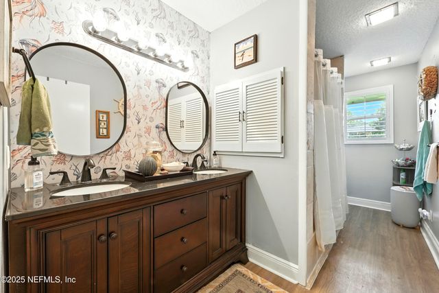 6812 CABALLERO Drive, Jacksonville, FL 32217