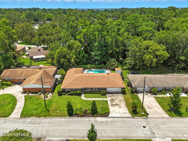 6812 CABALLERO Drive, Jacksonville, FL 32217