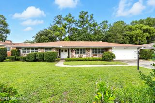 6812 CABALLERO Drive, Jacksonville, FL 32217