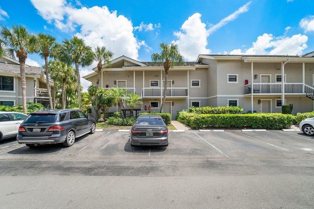 11863 Wimbledon Circle 433, Wellington, FL 33414