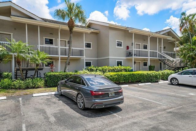 11863 Wimbledon Circle 433, Wellington, FL 33414