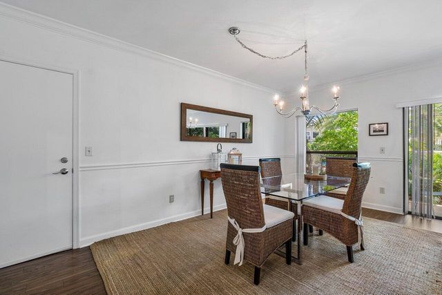 11863 Wimbledon Circle 433, Wellington, FL 33414