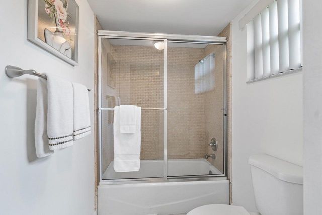 11863 Wimbledon Circle 433, Wellington, FL 33414