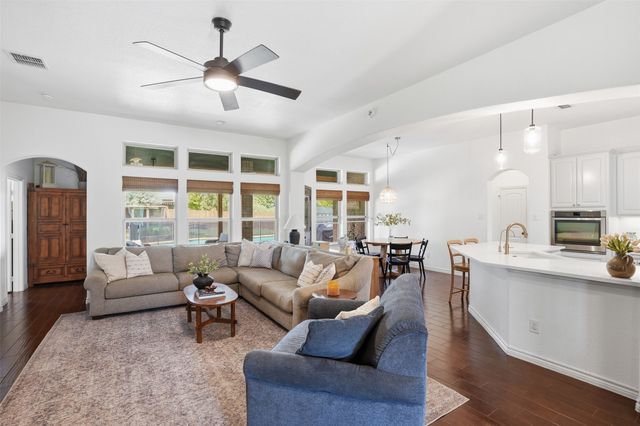 289 Highland Drive, Aledo, TX 76008