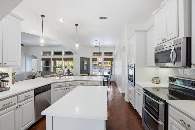 289 Highland Drive, Aledo, TX 76008