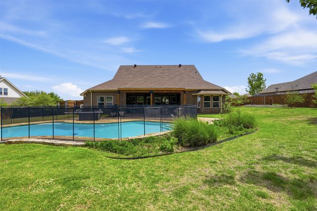 289 Highland Drive, Aledo, TX 76008