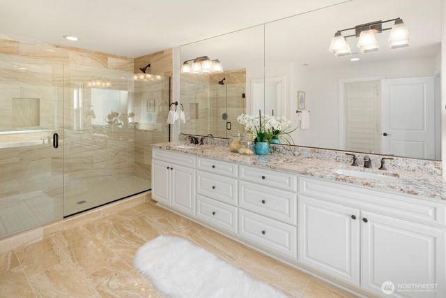 15903 98th Avenue NE, Bothell, WA 98011