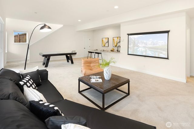 15903 98th Avenue NE, Bothell, WA 98011