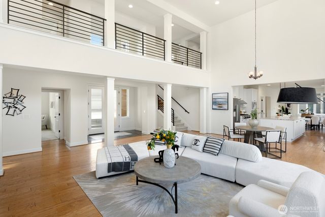 15903 98th Avenue NE, Bothell, WA 98011