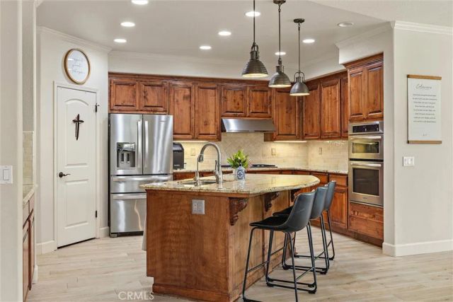 204 Vista Del Rio Court, Paso Robles, CA 93446
