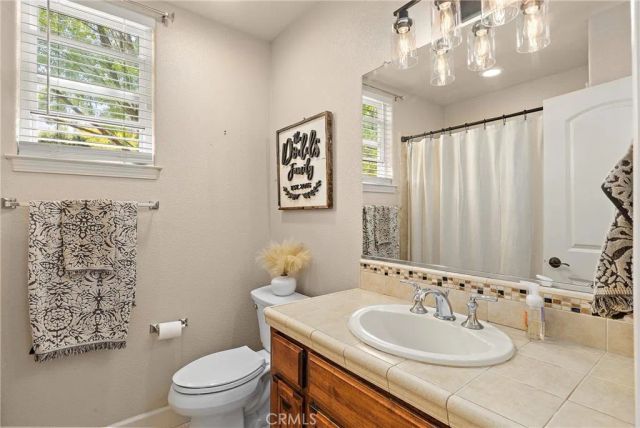 204 Vista Del Rio Court, Paso Robles, CA 93446