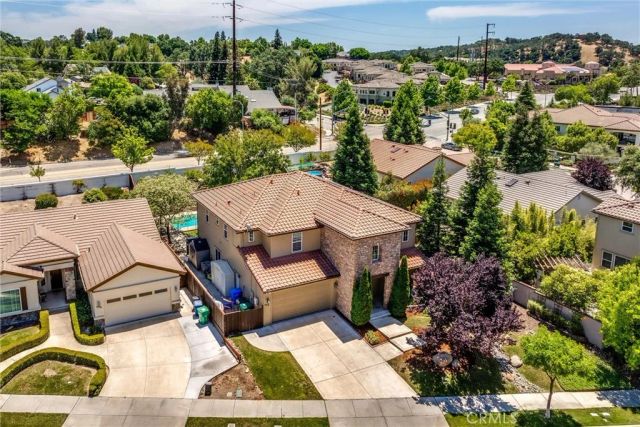 204 Vista Del Rio Court, Paso Robles, CA 93446