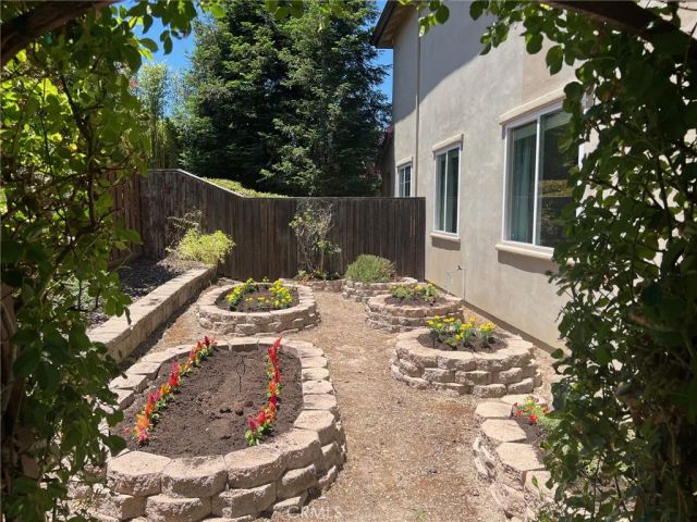 204 Vista Del Rio Court, Paso Robles, CA 93446