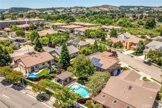 204 Vista Del Rio Court, Paso Robles, CA 93446