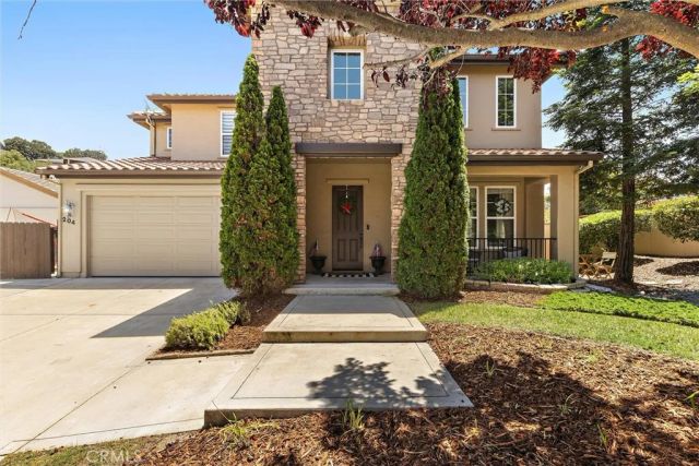204 Vista Del Rio Court, Paso Robles, CA 93446
