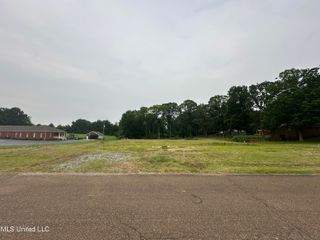 12172 Goodman Road, Olive Branch, MS 38654