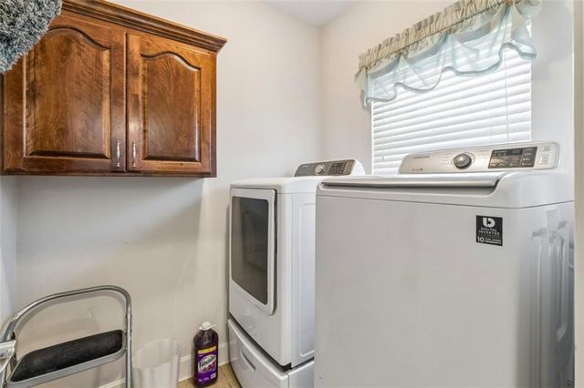 1011 Foxtail Drive, Grain Valley, MO 64029