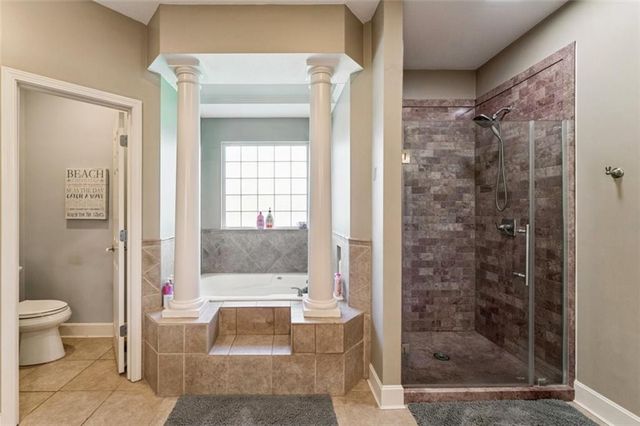 1011 Foxtail Drive, Grain Valley, MO 64029