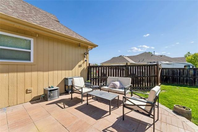 1011 Foxtail Drive, Grain Valley, MO 64029