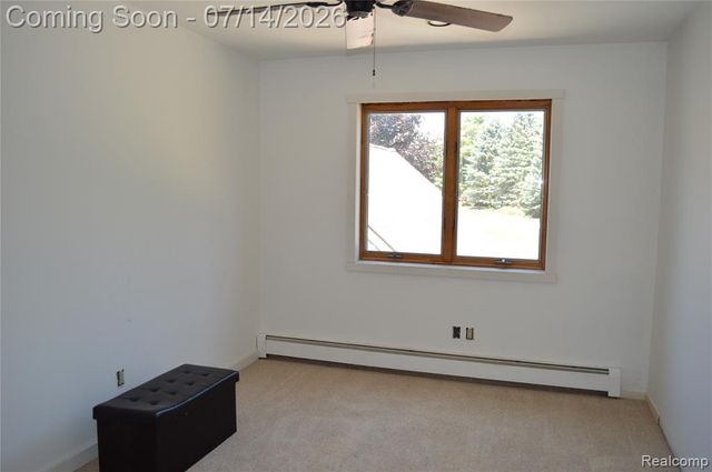 10055 Walnut Hill Drive, Davisburg, MI 48350