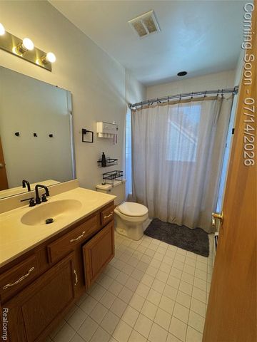 10055 Walnut Hill Drive, Davisburg, MI 48350