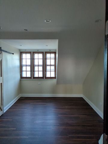 420 N Pine Avenue 3, Chicago, IL 60644