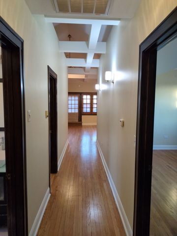 420 N Pine Avenue 3, Chicago, IL 60644