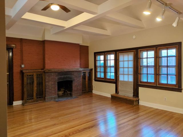 420 N Pine Avenue 3, Chicago, IL 60644