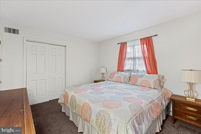 867 OLSEN DR, Yardley, PA 19067