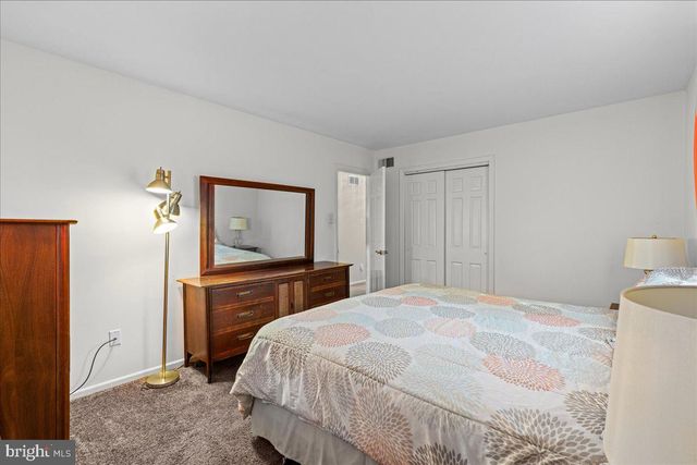 867 OLSEN DR, Yardley, PA 19067