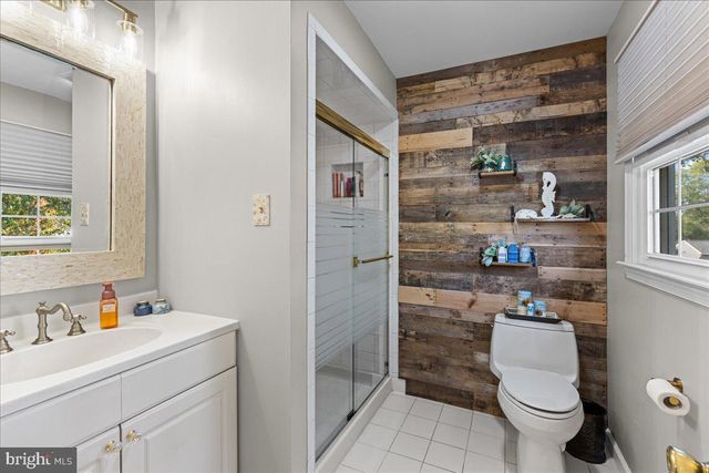 867 OLSEN DR, Yardley, PA 19067