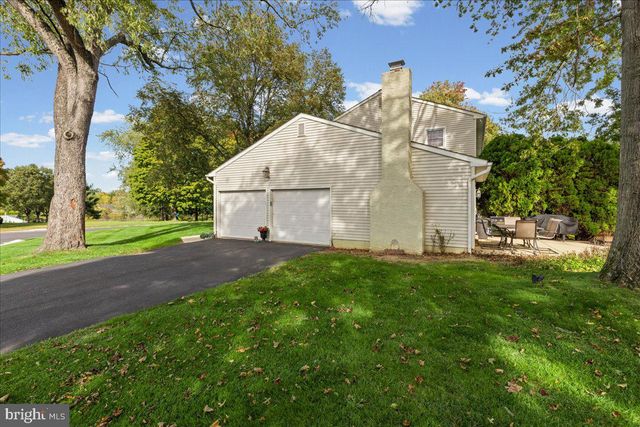 867 OLSEN DR, Yardley, PA 19067