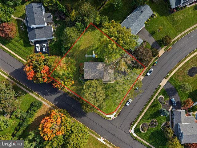 867 OLSEN DR, Yardley, PA 19067