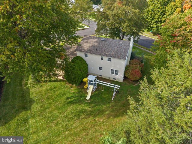 867 OLSEN DR, Yardley, PA 19067