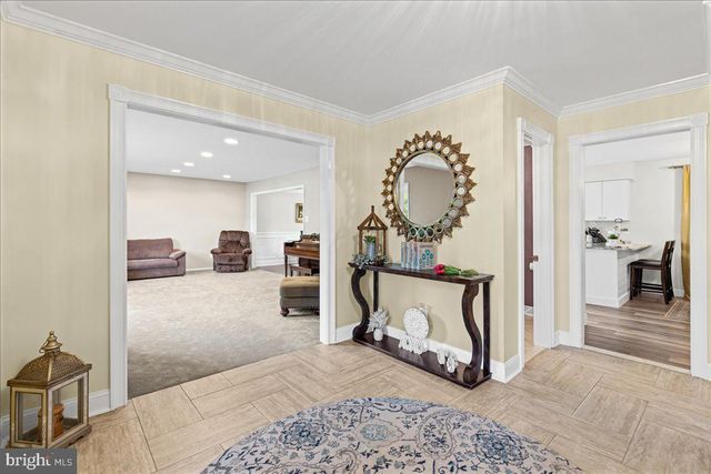 867 OLSEN DR, Yardley, PA 19067