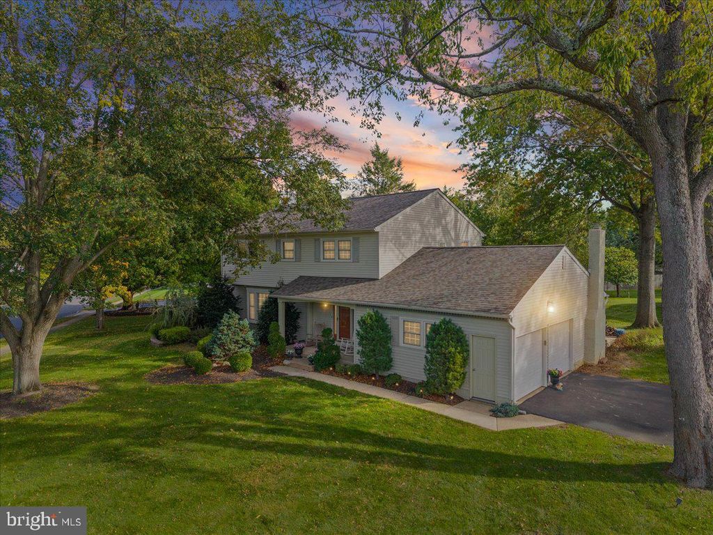 867 OLSEN DR, YARDLEY, PA 19067 — exterior