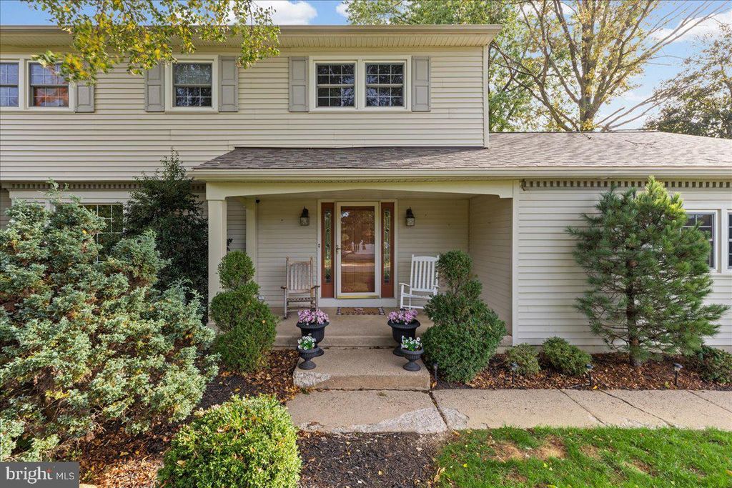 867 OLSEN DR, YARDLEY, PA 19067 — photo 5