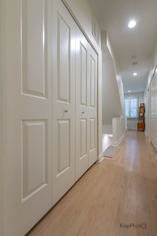 1117 W Monroe Street 8, Chicago, IL 60607